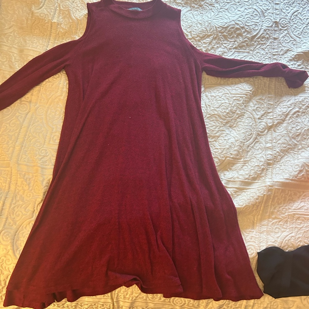 Maroon Open Shoulder Sweater Dress